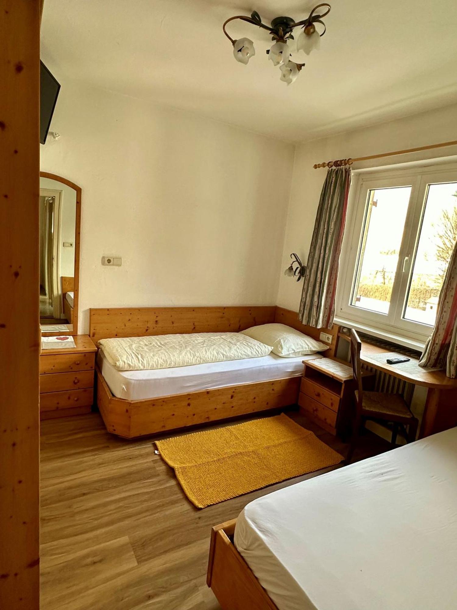 Gasthof Residence Brugghof & Erlhof Campo Tures Exterior foto