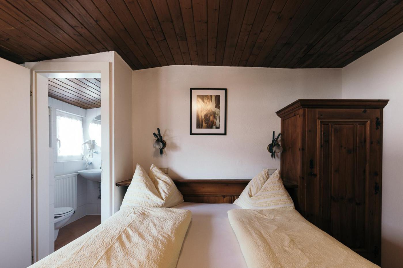 Gasthof Residence Brugghof & Erlhof Campo Tures Quarto foto