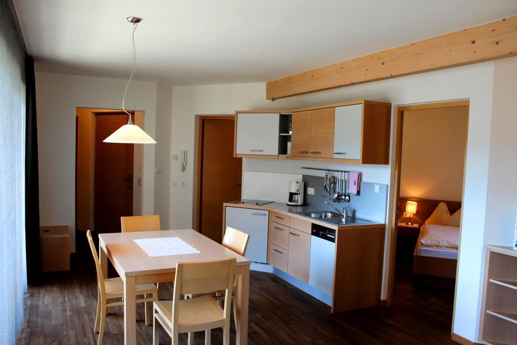 Gasthof Residence Brugghof & Erlhof Campo Tures Quarto foto